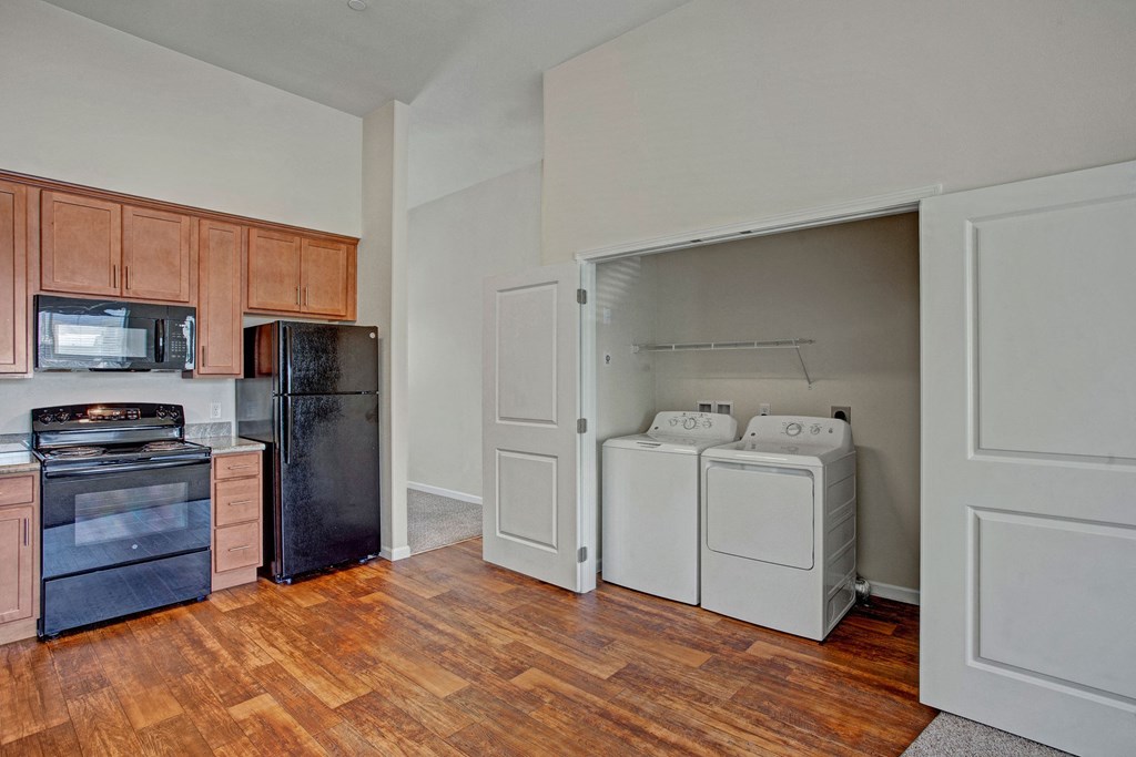 600 Riverside kitchen