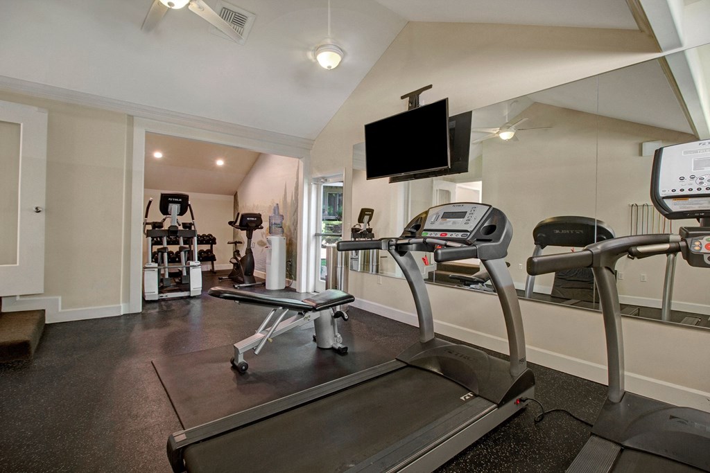Adagio Fitness Center Apartments in Bellevue, WA