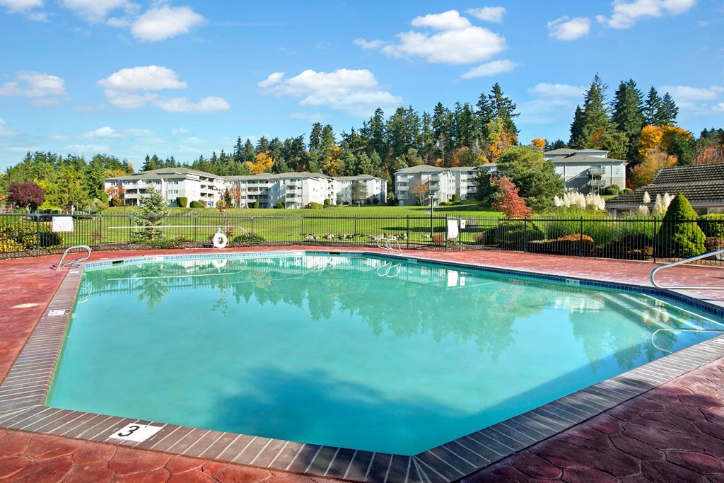 Andorra Apartments- large pool and recreational space