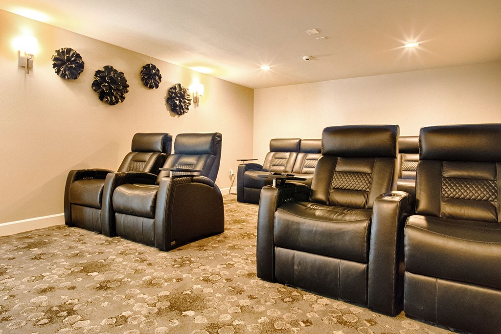 Andorra Apartments- Media and entertainment room