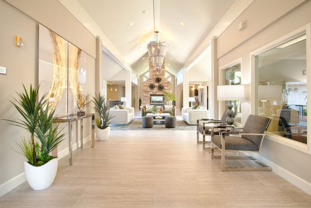 Andorra Apartments - entry and leasing area