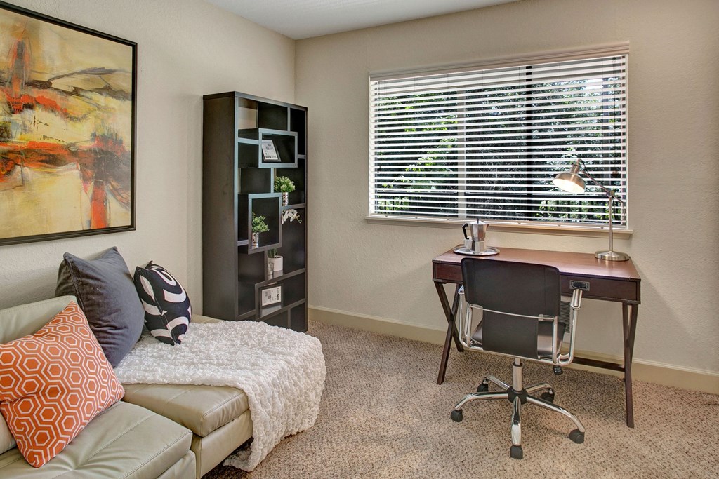 Heritage Hills bedroom Apartments in Renton, WA