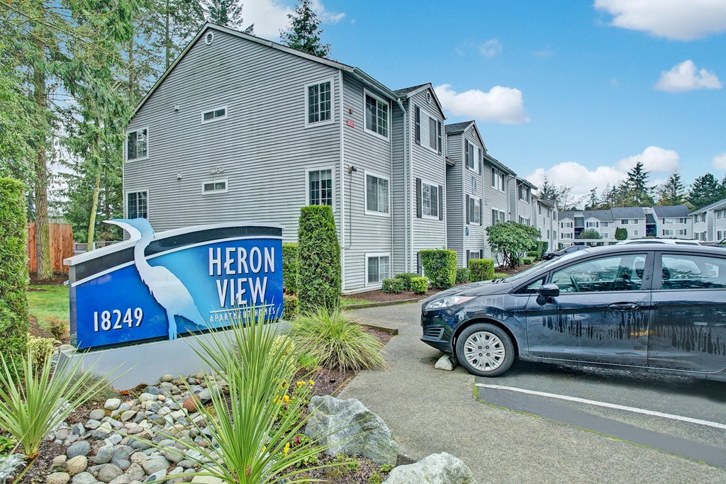 Heron View Exterior Apartments in Kenmore, WA