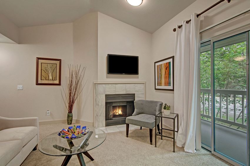 Island Park living room Apartments in Kent, WA - Photo Gallery