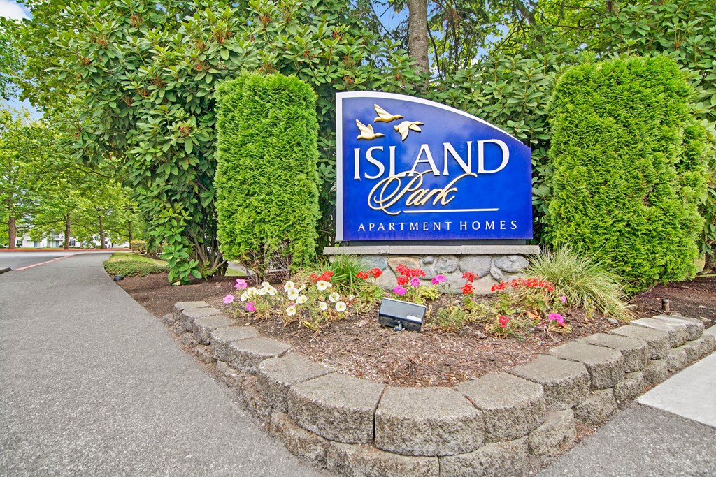 Island Park property entrance Apartments in Kent, WA