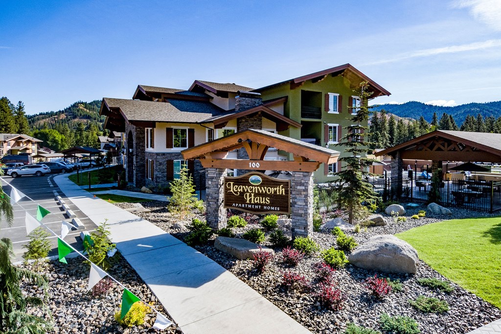 Leavenworth Haus Sign Apartments in Leavenworth, WA