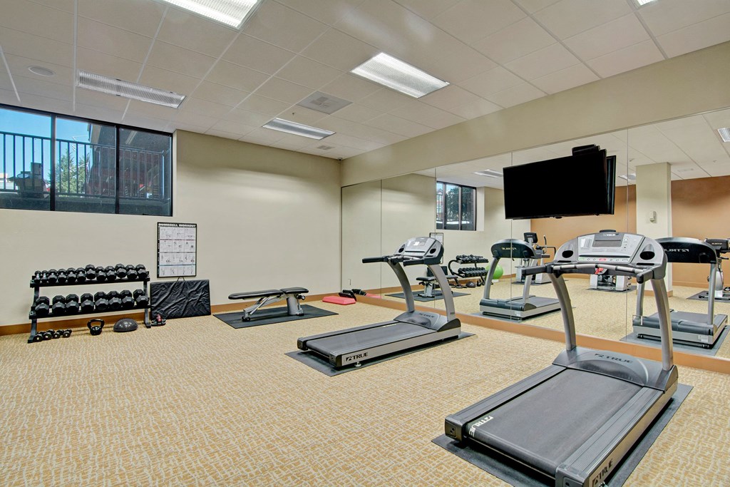 Ondine gym Apartments in Kirkland, WA