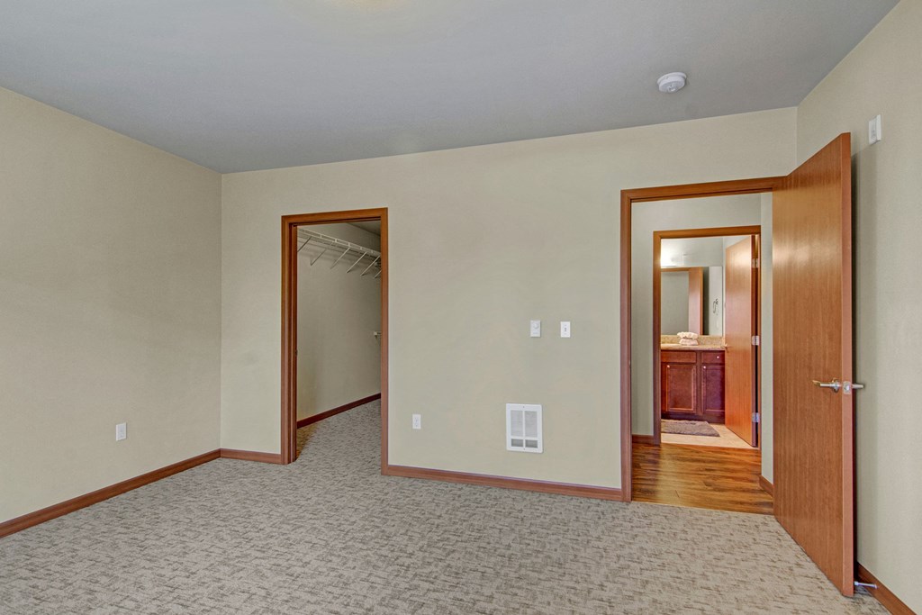 Ondine bedroom Apartments in Kirkland, WA