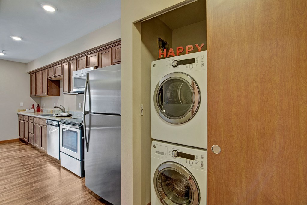 Ondine kitchen and washer and dryer Apartments in Kirkland, WA
