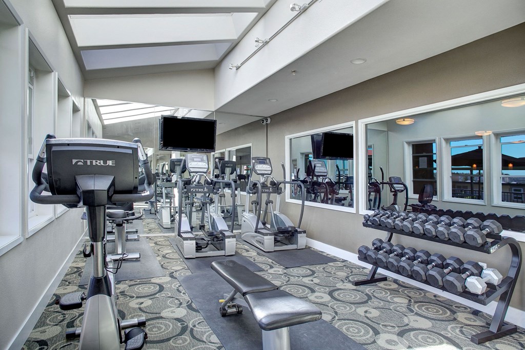 Overlook at Magnolia Gym Apartments in Seattle, WA