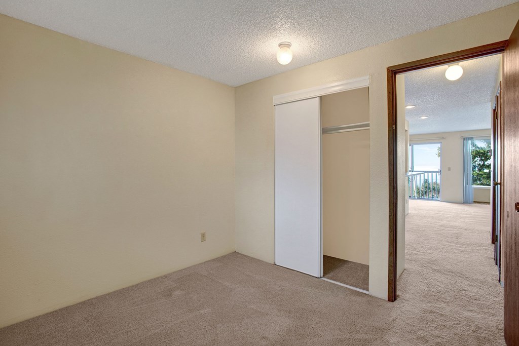 Soundview Bedroom Apartments in Federal Way, WA