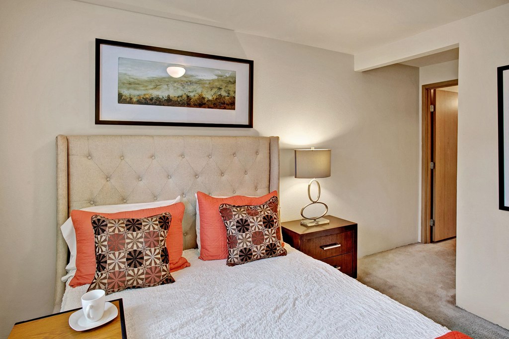 Sunrise Lane Bedroom Apartments in Everett, WA