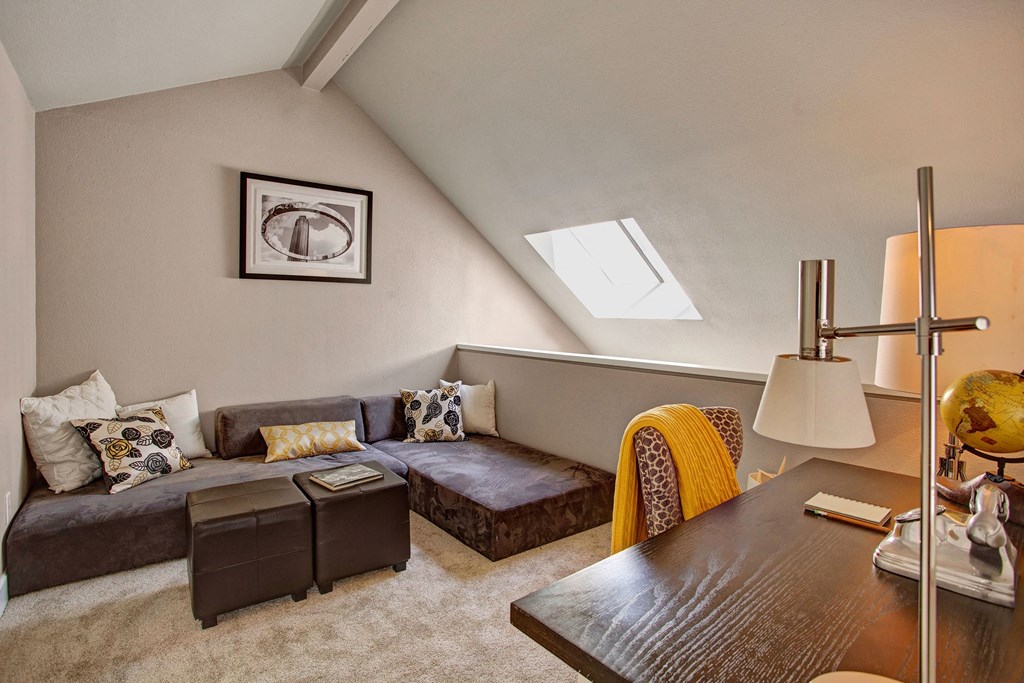 The Cove Loft with Vaulted Ceilings Apartments in Federal Way, WA