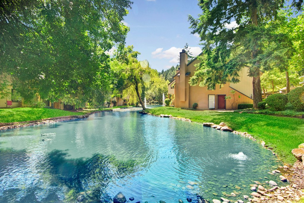 The Cove Nature Water Feature Apartments in Federal Way, WA