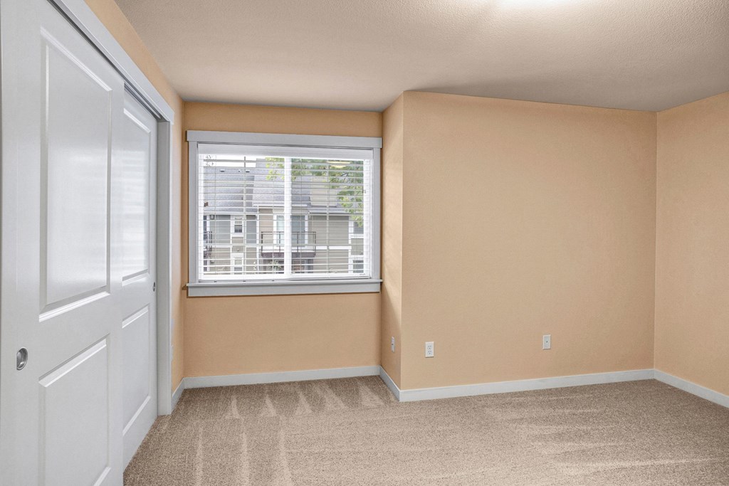 Vermont Bedroom Apartments in Kenmore