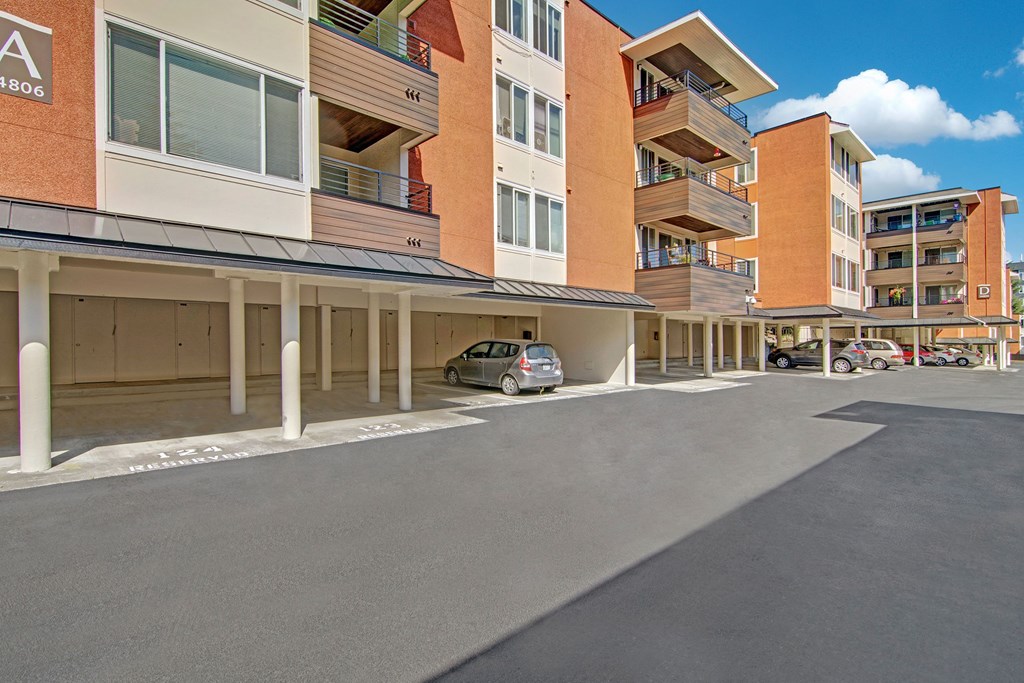 Watercrest Car Cover Apartments in Lake Forest Park, WA