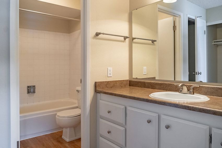 Watercrest Bathroom Apartments in Lake Forest Park, WA - Photo Gallery
