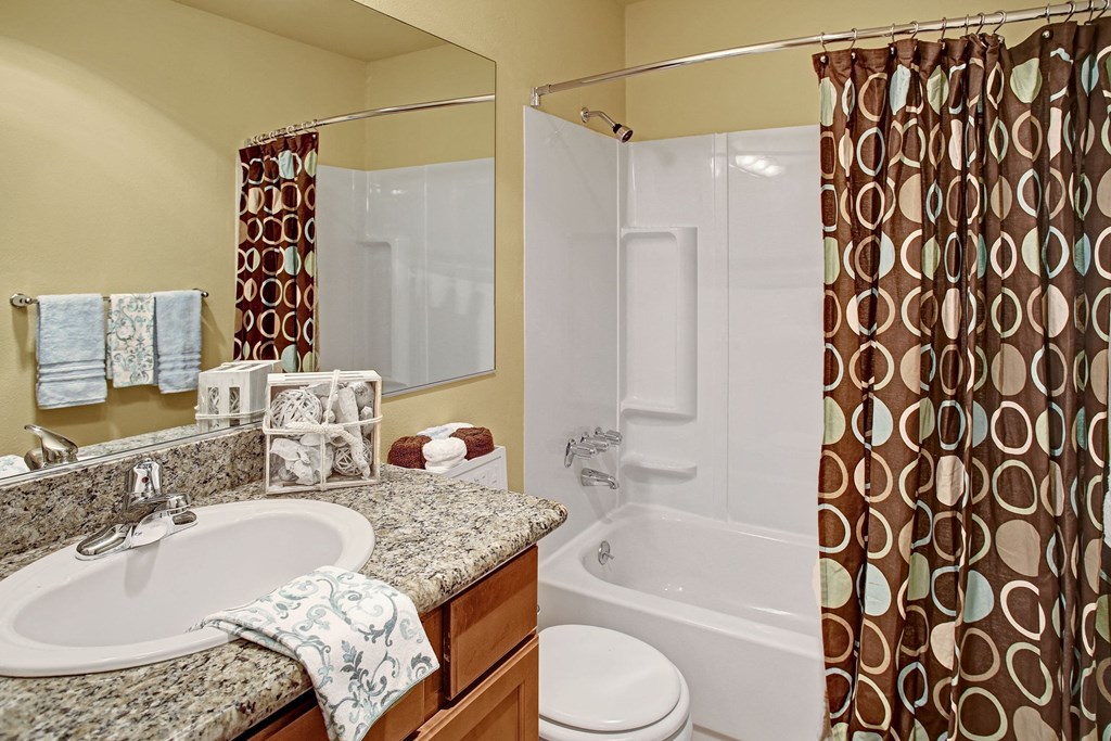 Whispering Cedars Bathroom Apartments in Lynnwood, WA