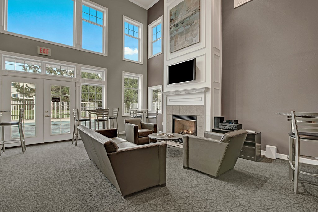 Arbor Ridge Common Area Apartments for rent Milwaukee, WI