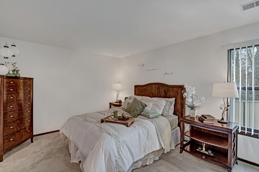 Sunset Ridge Bedroom View Apartments in Milwaukee, WI