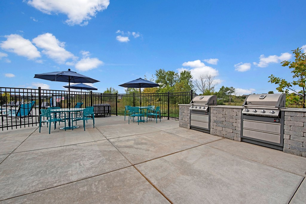 Outdoor Grilling Station at The Lafayette Apartment Homes, Dean Weidner Investments Apartments for rent Fitchburg, WI