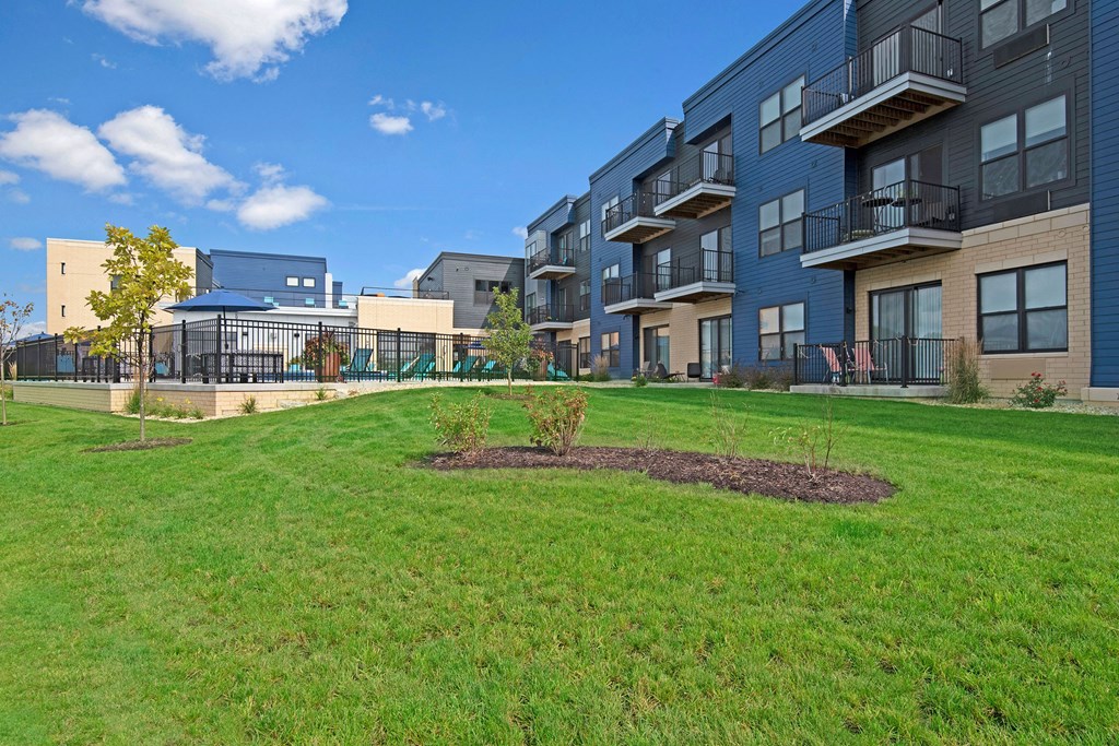 Outside The Lafayette Apartment Homes, Dean Weidner Investments Apartments for rent Fitchburg, WI