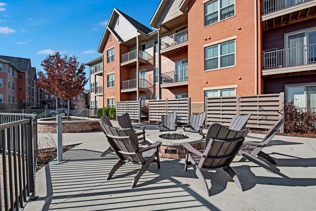 Outdoor Firepit at The Vue at Pinnacle Peak Apartment Homes Apartments in Fitchburg, WI