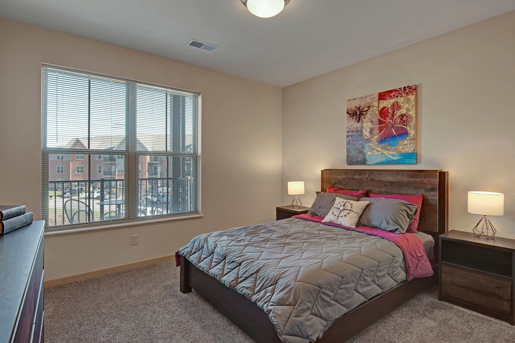 Unit Bedroom at The Vue at Pinnacle Peak Apartment Homes