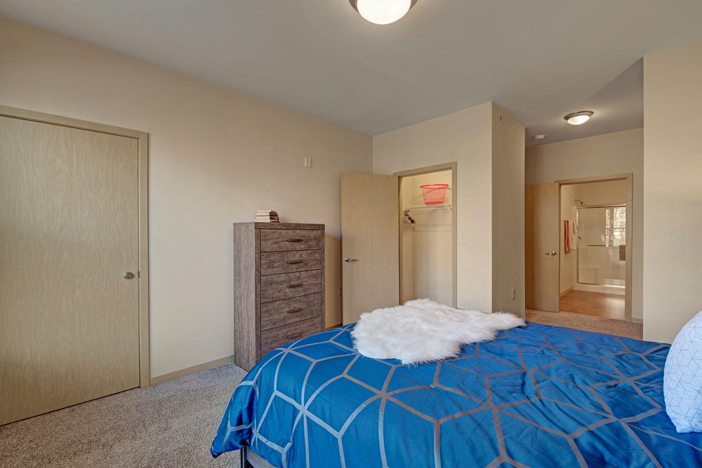 Unit Bedroom at The Vue at Pinnacle Peak Apartment Homes