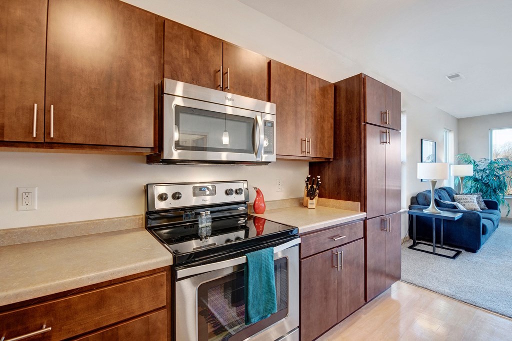 Unit Kitchen at The Vue at Pinnacle Peak Apartment Homes