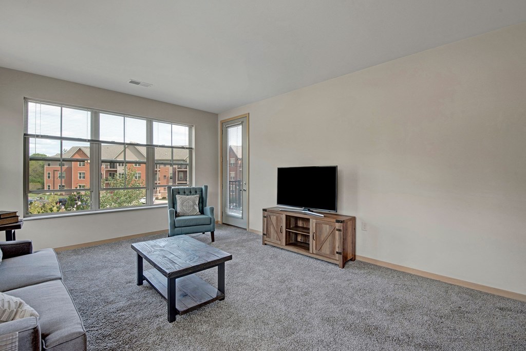 Unit Living Space at The Vue at Pinnacle Peak Apartment Homes