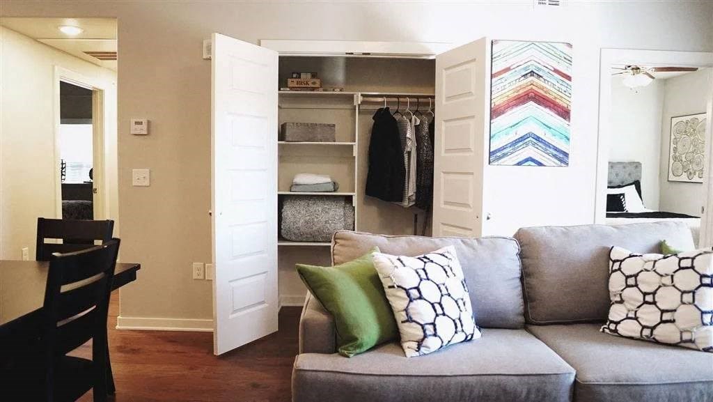 Highland Park Living Room and Closet Apartment for rent Springdale AR