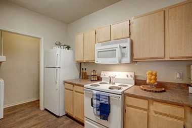 7350 South Garnett Road 1 Bed Apartment for Rent - Photo Gallery 1