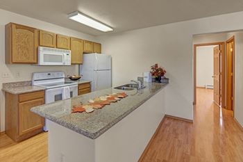 Amber Ridge Apartments - Laundry Room