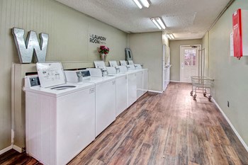 Bent Tree Laundry - Photo Gallery 4