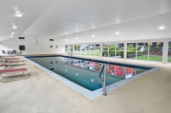 Colonial Square Indoor Pool