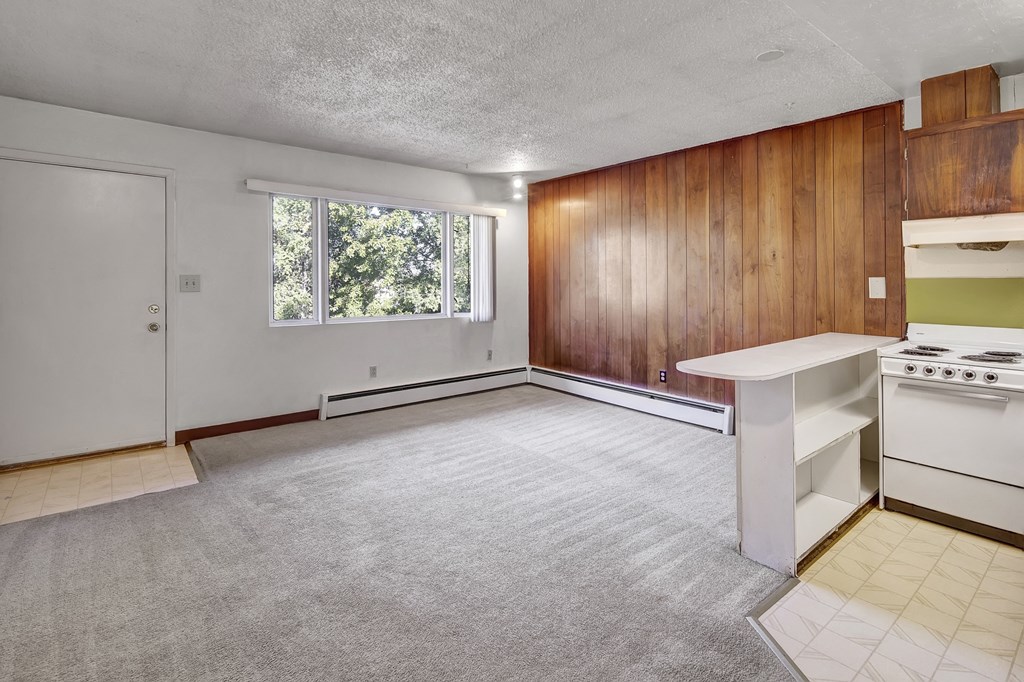 Country Lane Apartments - Living Room