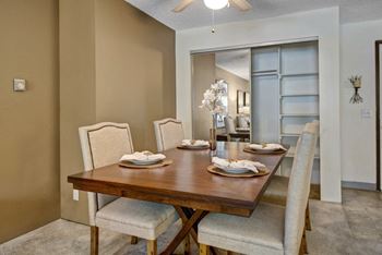 Eagle Ridge Dining Area