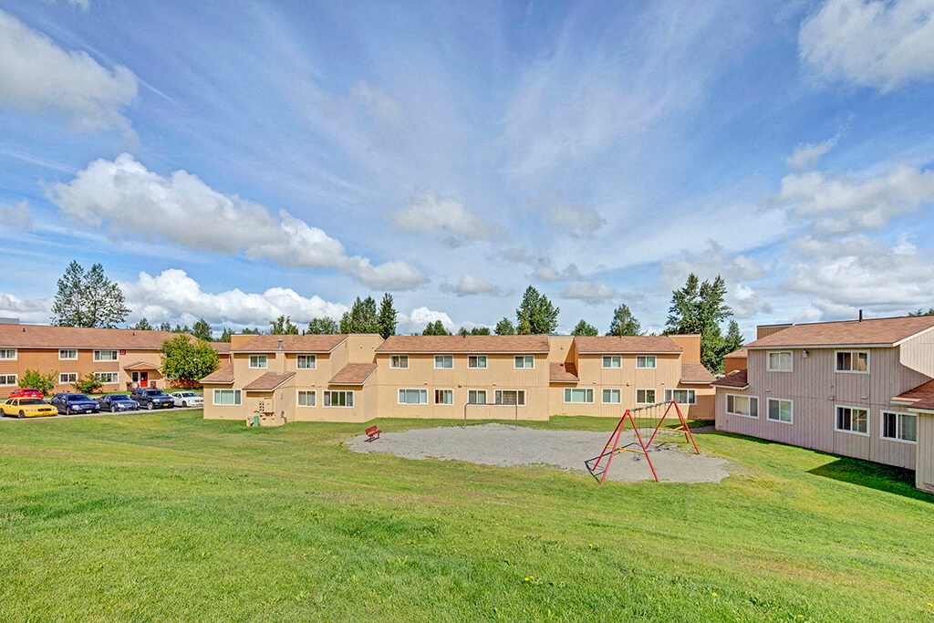 The Glen Apartments - Exterior