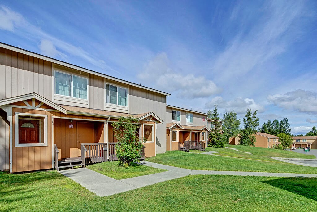 The Glen Apartments - Exterior