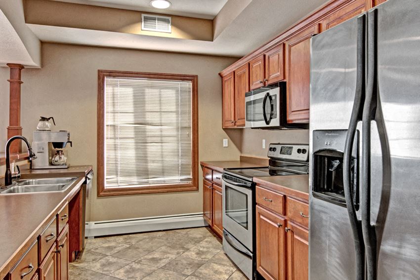 Grand River Kitchen Community Room - Photo Gallery 1