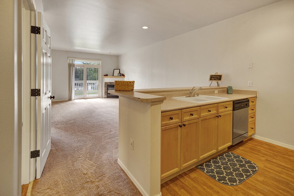 The Highlands Luxury Apartments - Kitchen