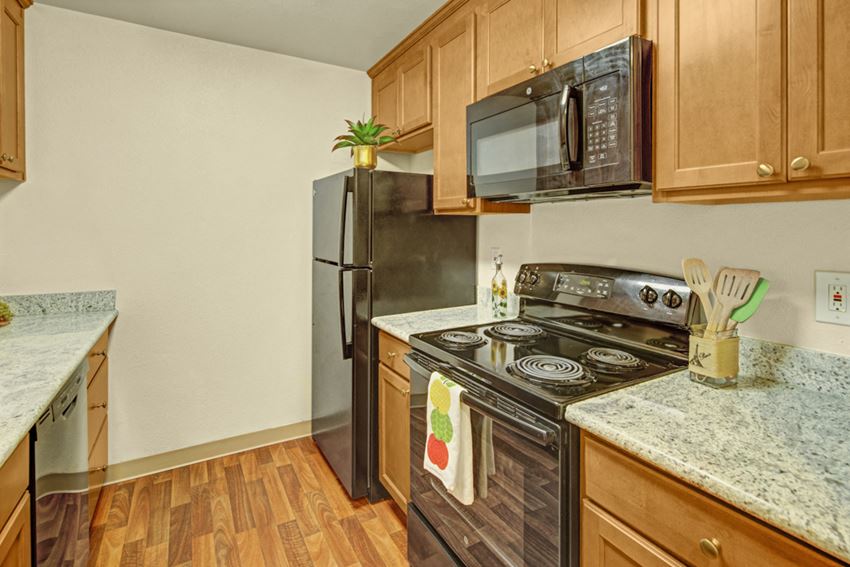631 E 22nd Ave 1-2 Beds Apartment, Alaska for Rent - Photo Gallery 1