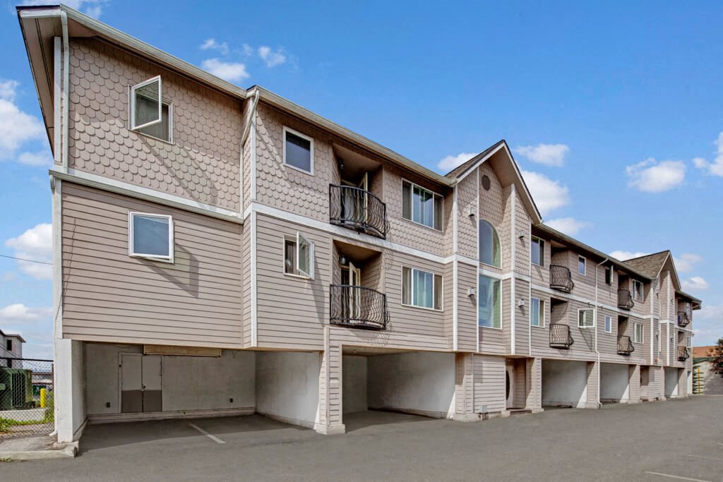 La Apartments Apartments in Anchorage Weidner