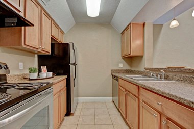 3315 Godfrey Street 1-3 Beds Apartment for Rent - Photo Gallery 1