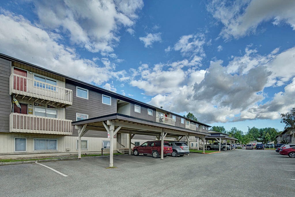 The Legacy Apartments - Covered Parking