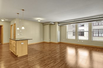 Lofts at Farmers Market Living Room - Photo Gallery 4