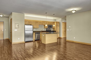 Lofts at Farmers Market Kitchen - Photo Gallery 3