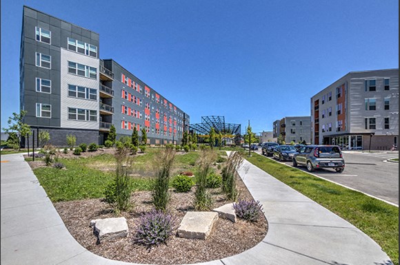 Stitchweld Apartments, 2141 S Robinson Ave, Milwaukee, WI - RENTCafé