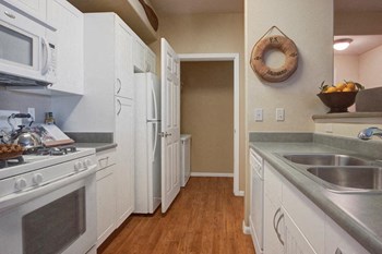 Rivers Edge Kitchen
